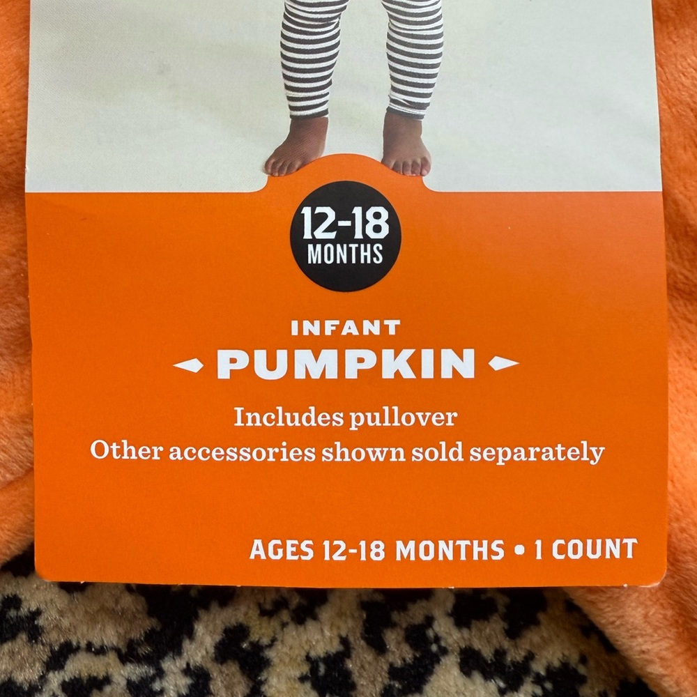 Pumpkin costume (12-18 months) (NWT) - Picture 7 of 13